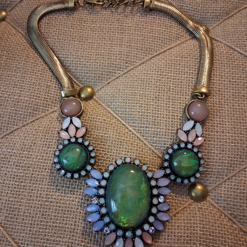 Chic Multicolor Gemstone Necklace - image 3
